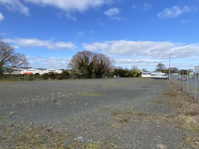 3,985SQM Affordable Drury Yard For Lease