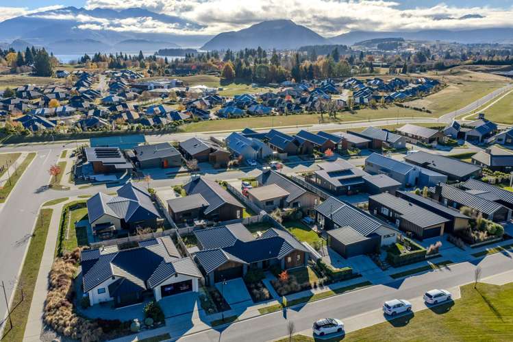 3 Peterculter Drive Wanaka_23
