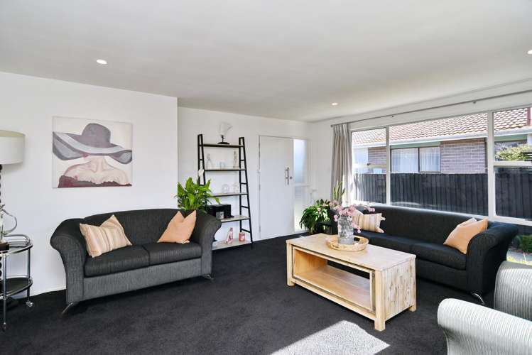 24a Greenock Street Redwood_9