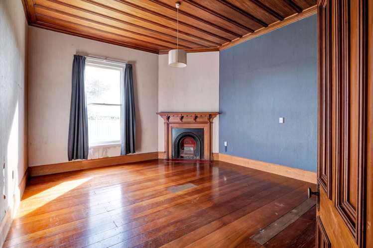 76 South Road_3