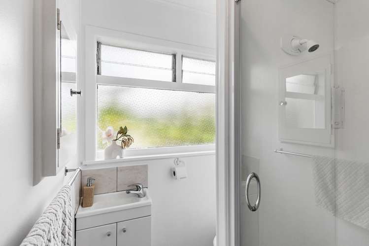 2/201 Mt Smart Road Onehunga_7