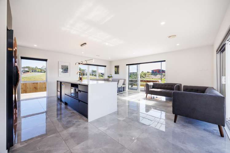 37 Vaucluse Heights Fitzherbert_10