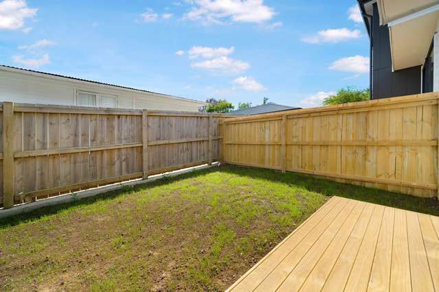 3c Cobham Crescent Kelston_4