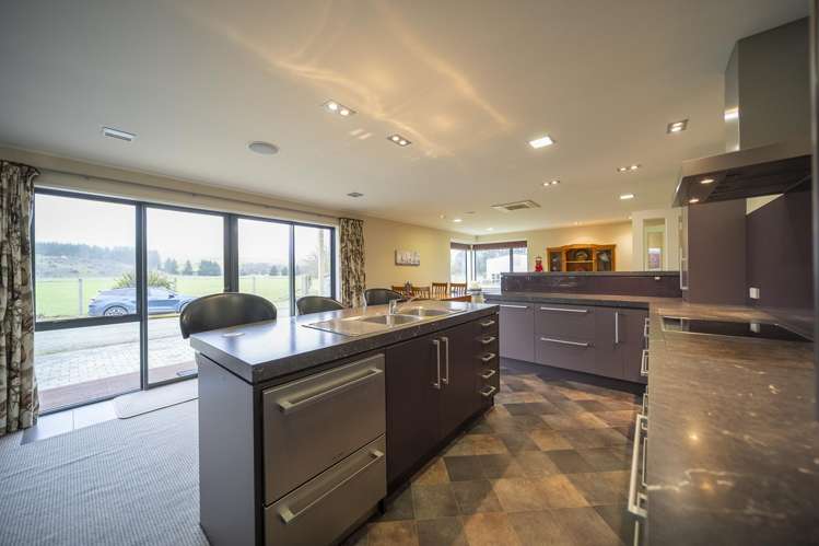1127 Te Anau Mossburn Highway_5