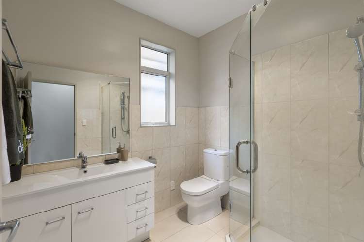 7 Gordon Stanley Drive Massey_17