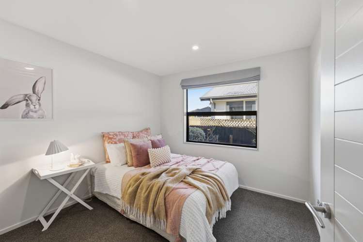 16 Sylvia Street Parklands_8