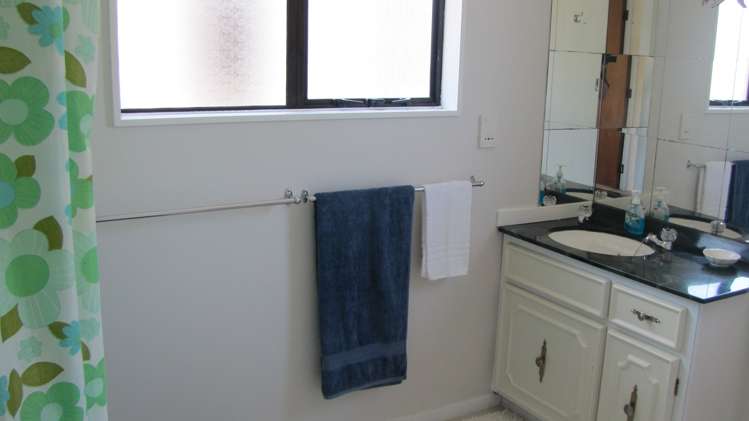 124 Park Avenue Waitarere Beach_9