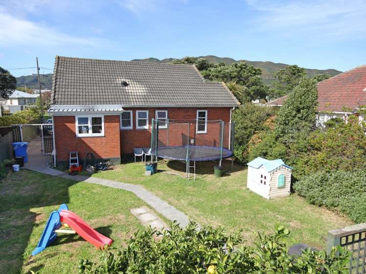 25 Pirie Crescent Moera_13