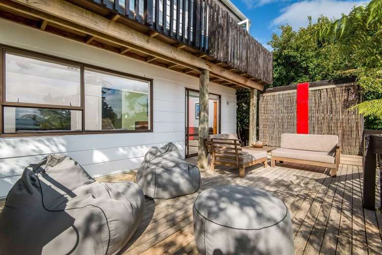 2/32 Jacaranda Avenue Beach Haven_25