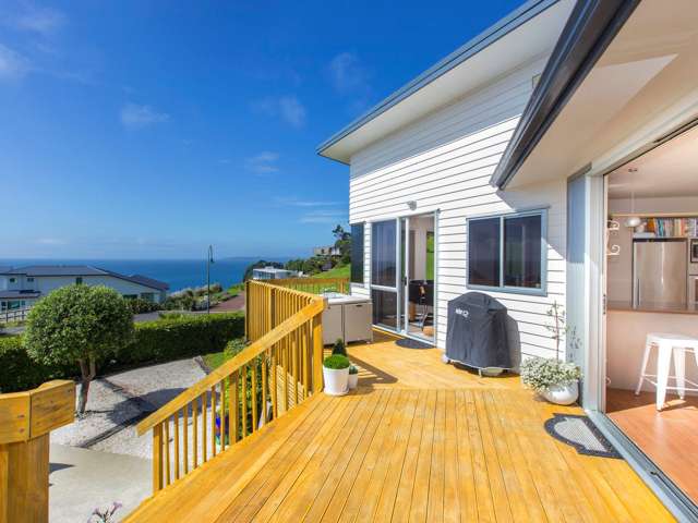 37 Lax Crescent Leigh_2