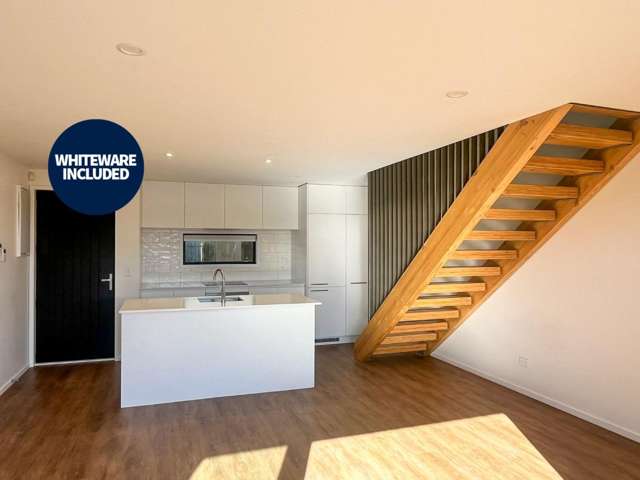 Sunny Richmond Townhouse - Easy Care!
