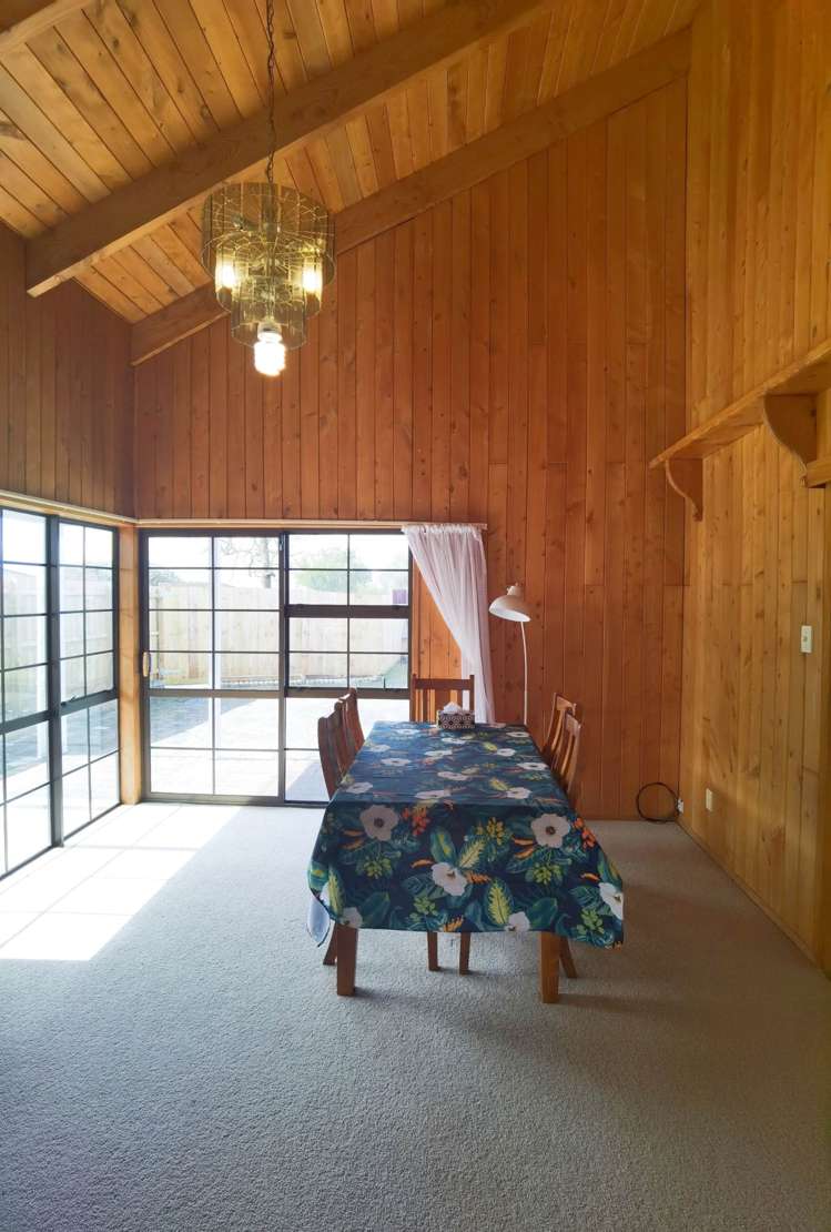 6 Westglen Place Ranui_11