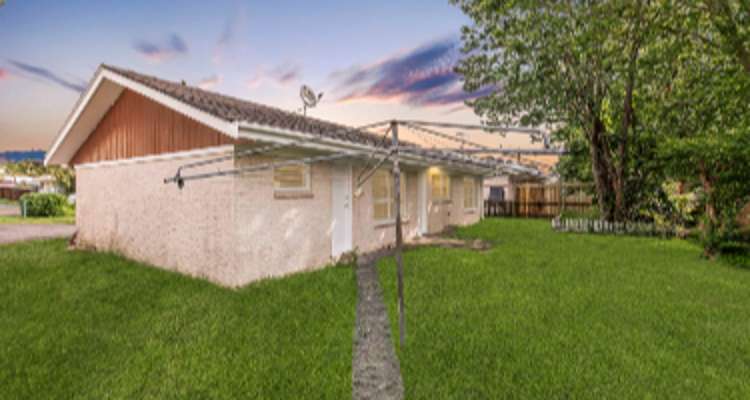 2/27 Manse Road_0