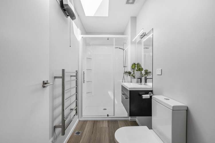 30 Bee Lane Whitby_11