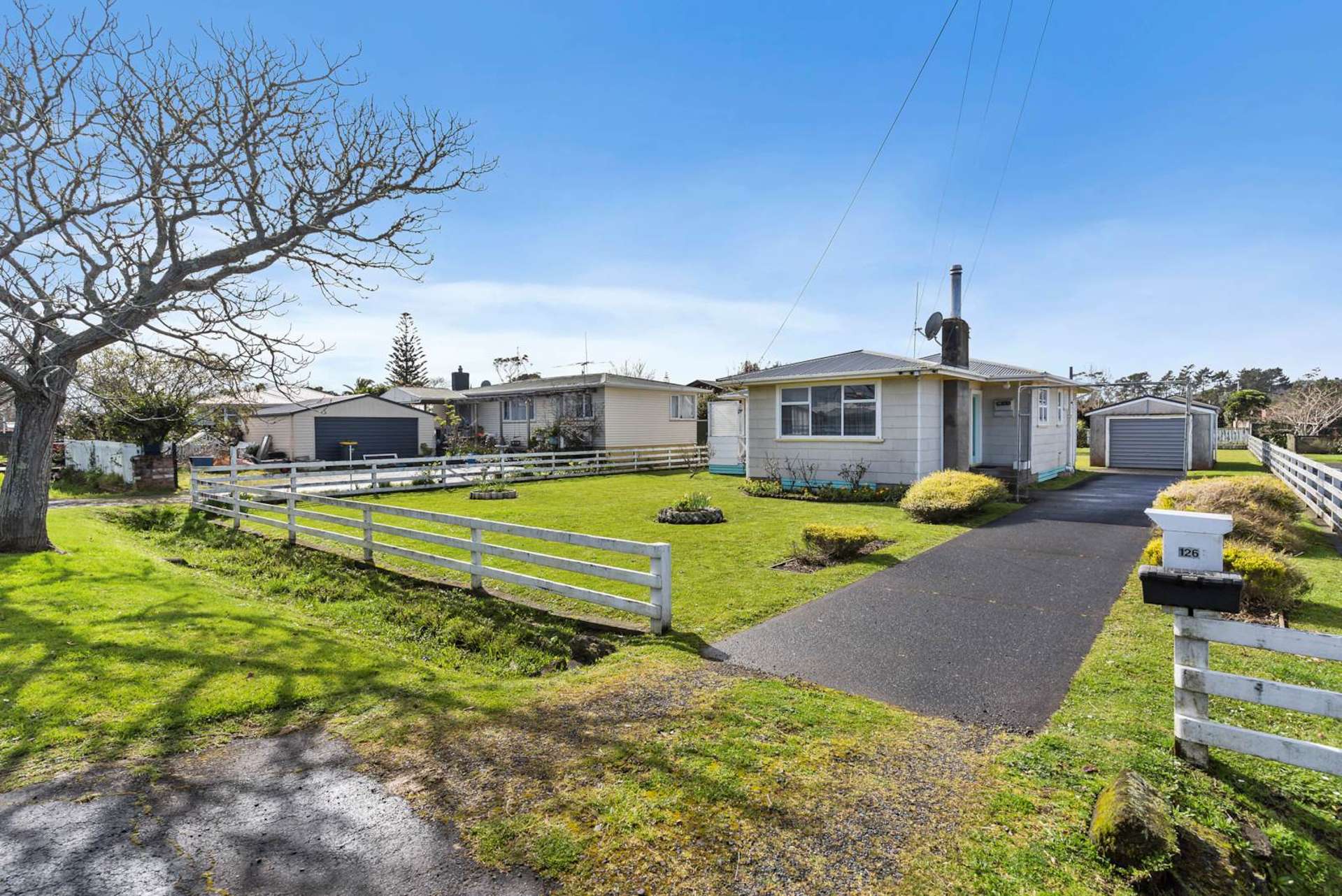 126 Parkhurst Road Parakai_0