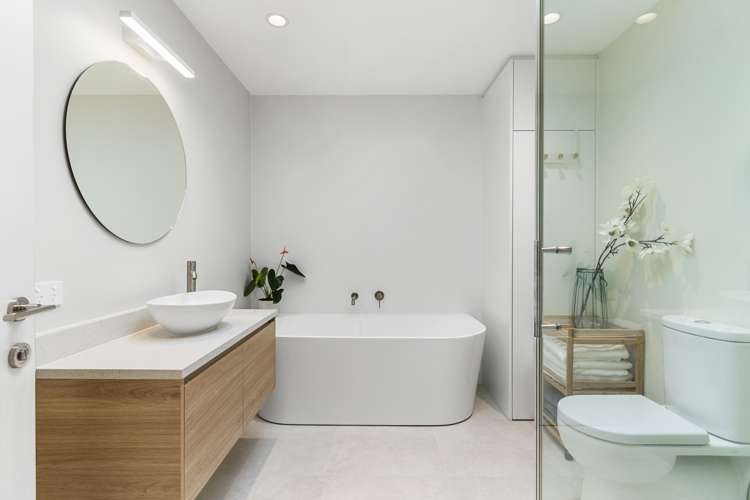 2/46 Aramoana Avenue Devonport_5