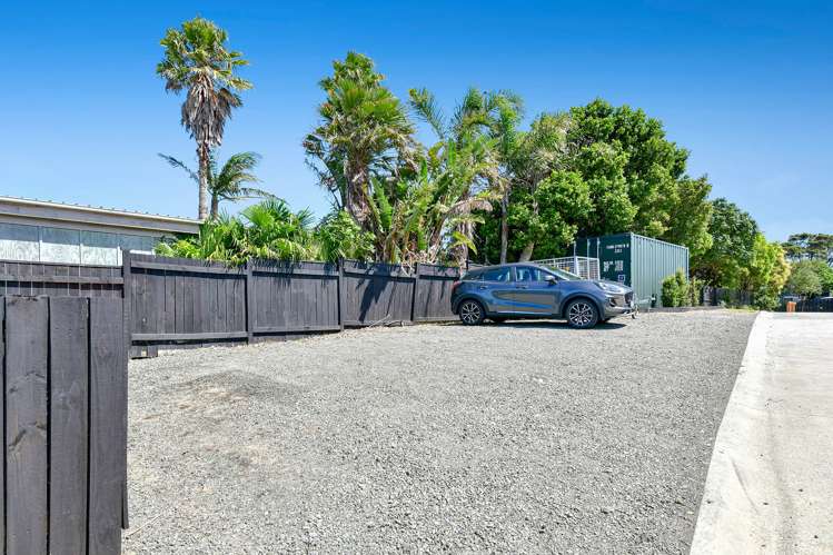 4 Forlong Rise Helensville_32