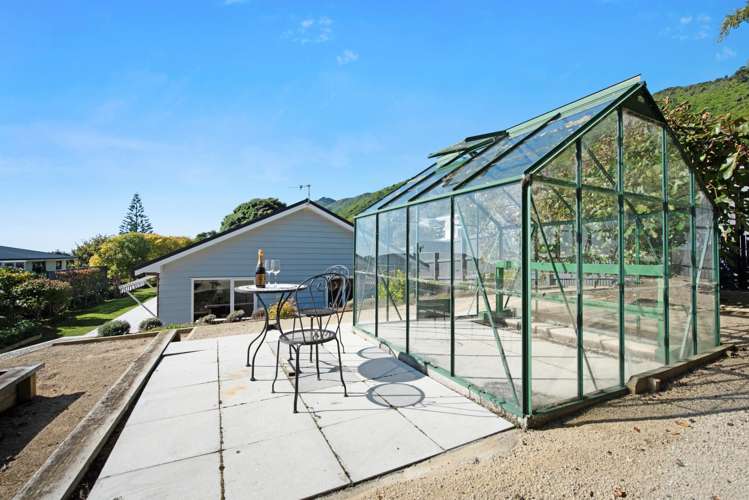 8 Kaka Street Waikanae_21