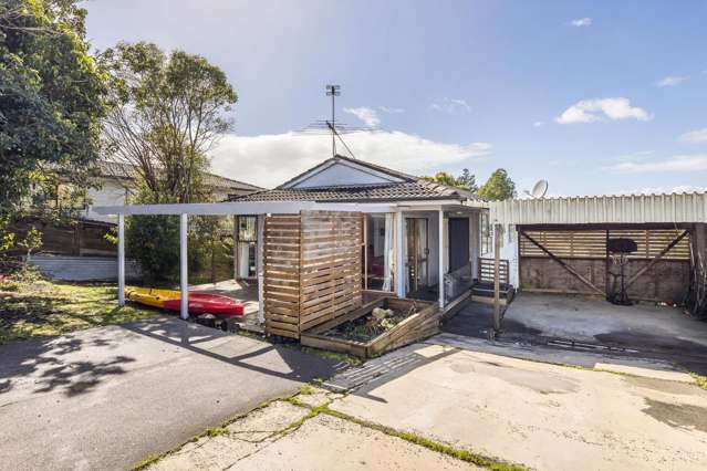 70 Solar Road Glen Eden_1