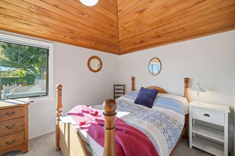 2/32 Albert Road Devonport_8