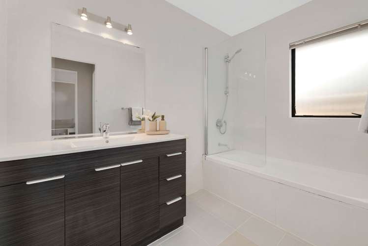 1/81 Aviemore Drive Highland Park_17