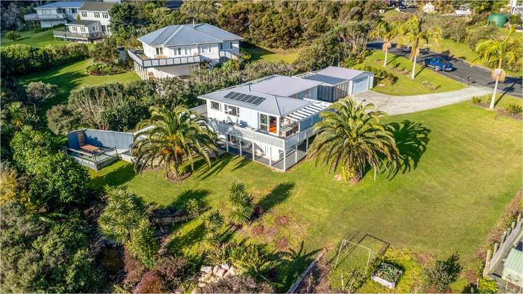 3 Lichen Grove Russell_6