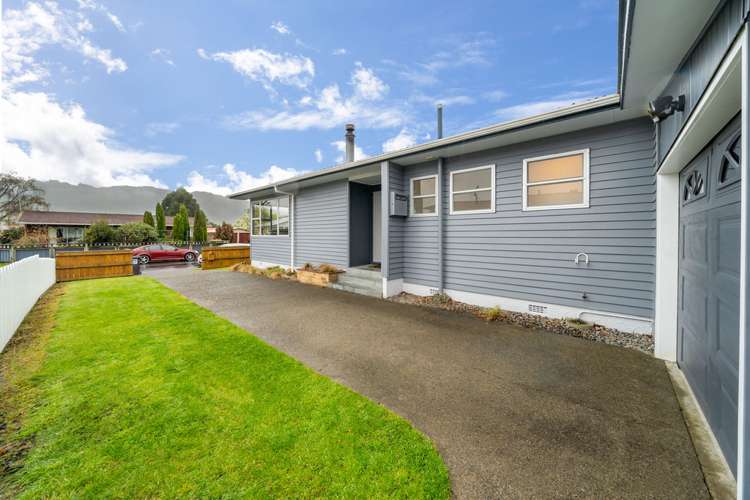 7 Riversdale Road Clouston Park_23