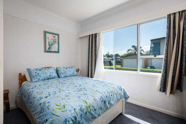 29 Roretana Drive Athenree_14