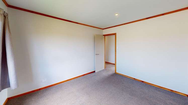 288 Lees Road Feilding_9