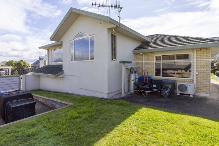 2/50 Logan Avenue Wharewaka_21