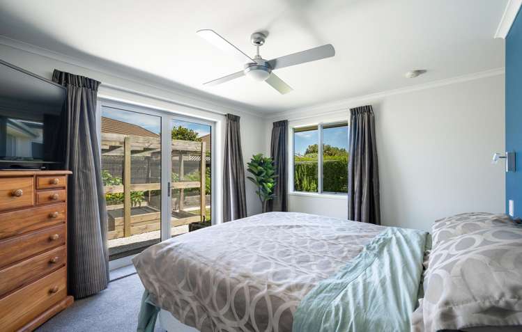 6 Ryeland Avenue Wakefield_17