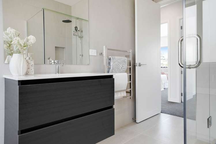 28 Tukutata Crescent Milldale_13