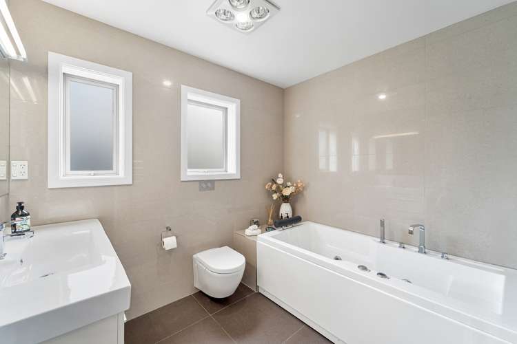 19 Robin Lane Browns Bay_10