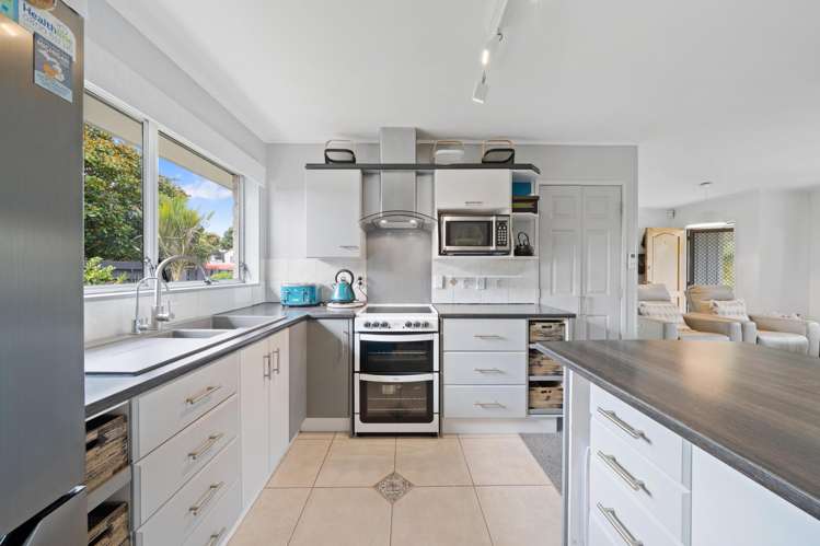 1/19 Diorella Drive Clover Park_5