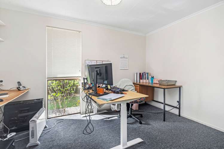 98 Fairway Drive Te Kamo_22