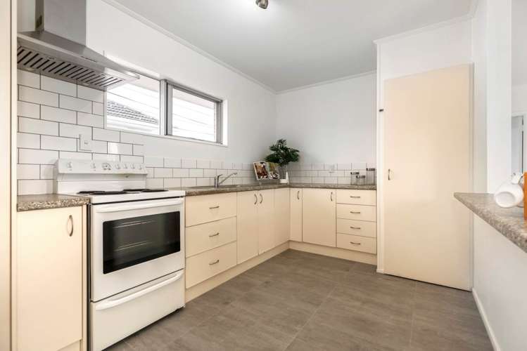 1263 Dominion Road Extension Mt Roskill_5
