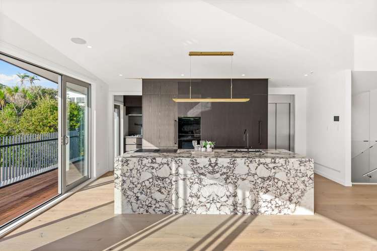 61A Churchill Road_2