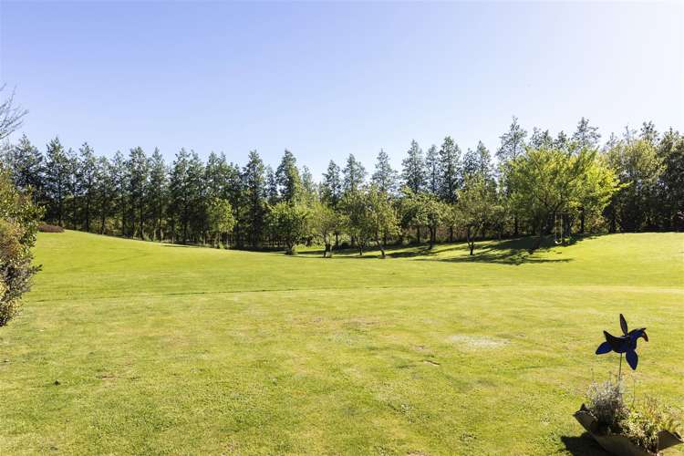 407 Halkett Road West Melton_17