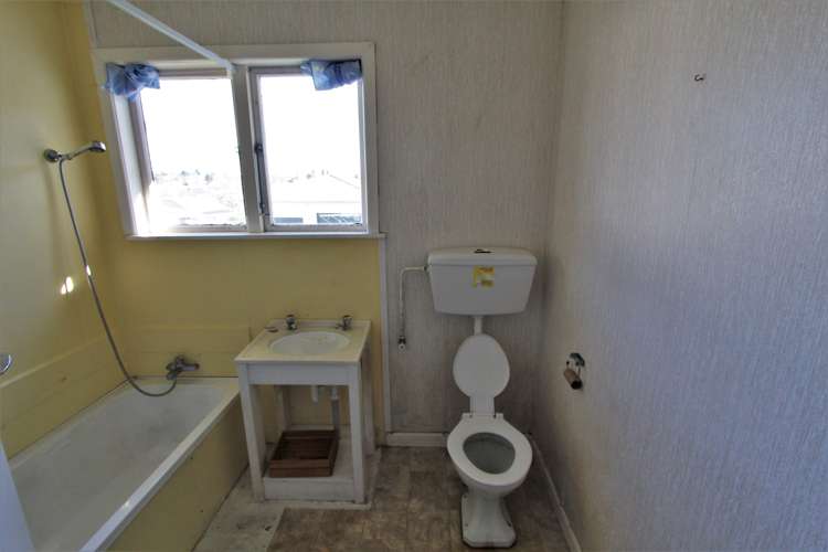 8 Dee Street Tokoroa_15