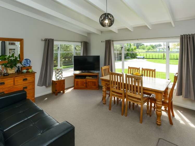 24 Victoria Street Waipawa_6