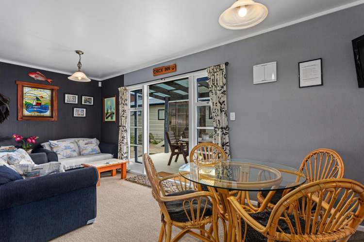 8366 State Highway 35 Whanarua Bay_18