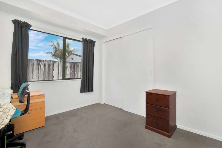 22 Longstead Avenue Papamoa_11