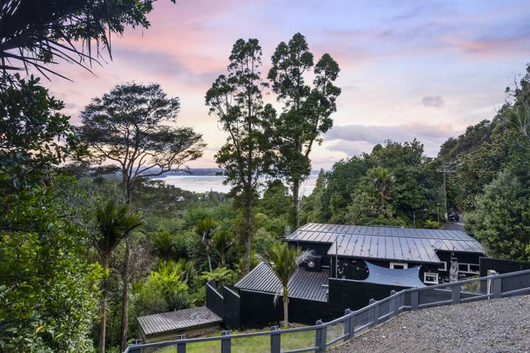 70 Otitori Bay Road Titirangi_14