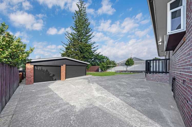 137 Edinburgh Street Pukekohe_15