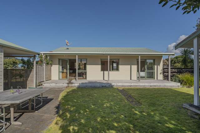 2 Winderton Way Pauanui_3