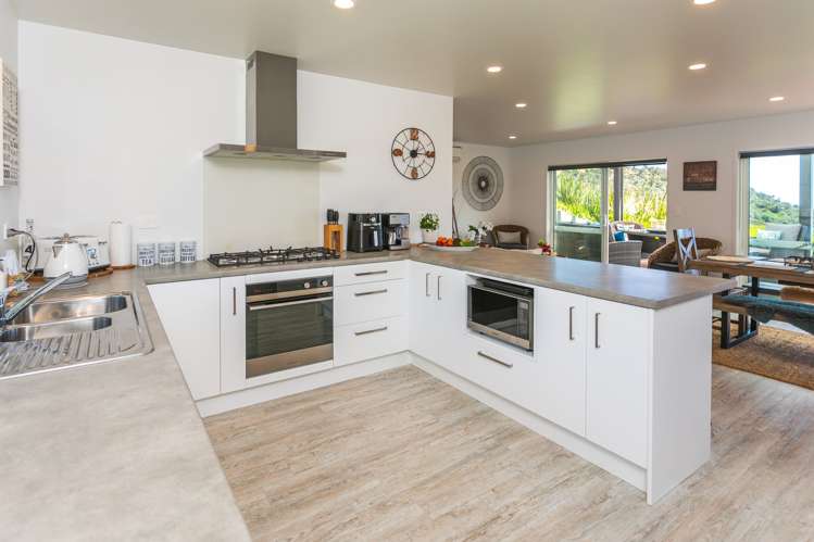 88 Kowhai Drive Te Kouma_8