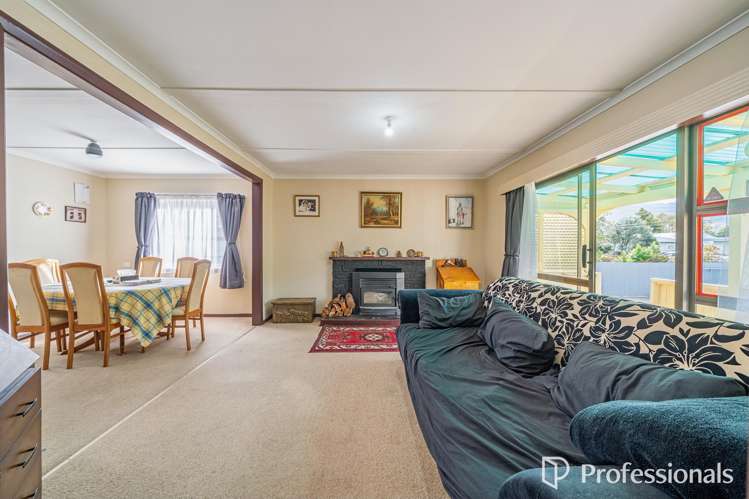 33 Wellington Road Wainuiomata_10