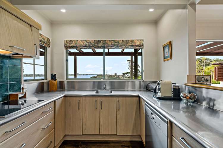 8 Lilac Grove Hillsborough_18