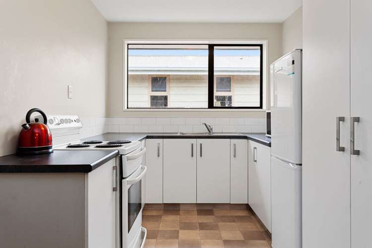 2/22 Moffett Street Islington_3