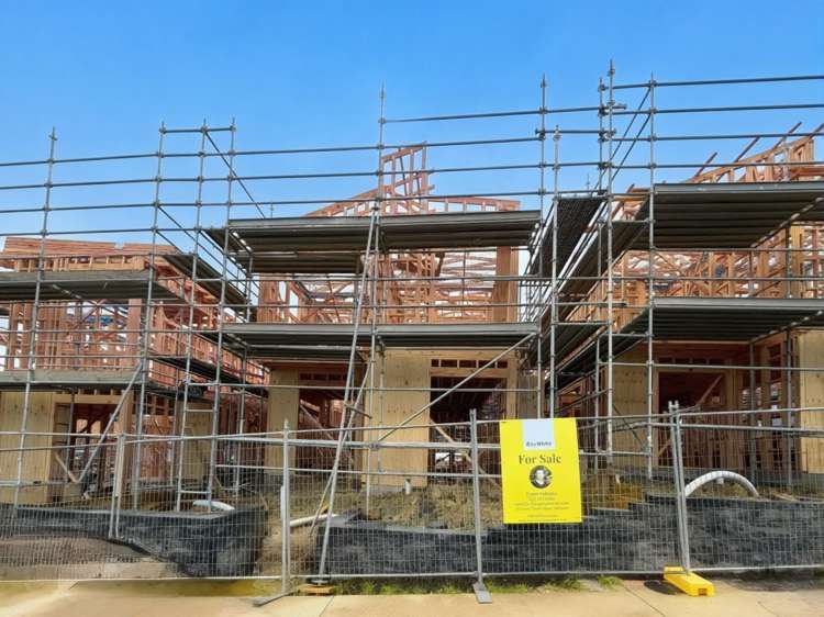 Lot32, 2 Goldwater Drive Silverdale_1